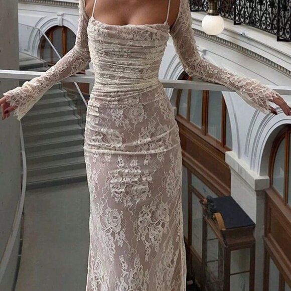 White Elegant Women's Sexy Lace Ruffle Spaghetti Strap Dress With Shawl - Picture 2 of 2